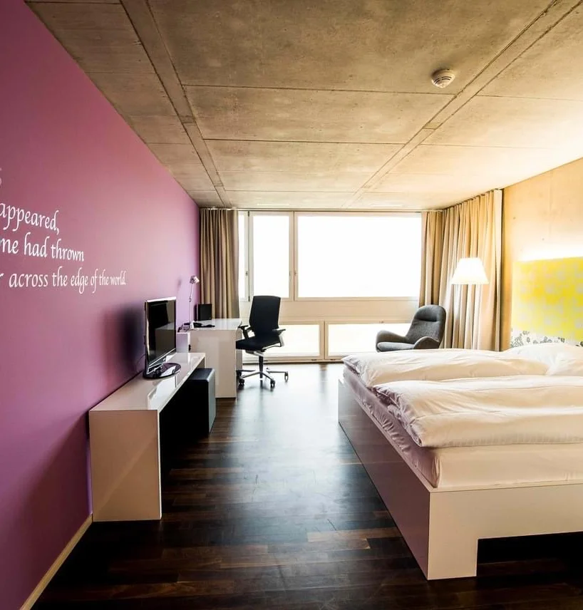 artektur Innenarchitektur Zug Gastronomie Raumgestaltung Interiordesign Raumkonzepte Innenausbau Farbgestaltung Inneneinrichtung Bauen Umbauen Beleuchtung Rommdesign Bürogestaltung Innenarchitekt Interiordesigner Licht Akustik Feng Shui schöne Räume